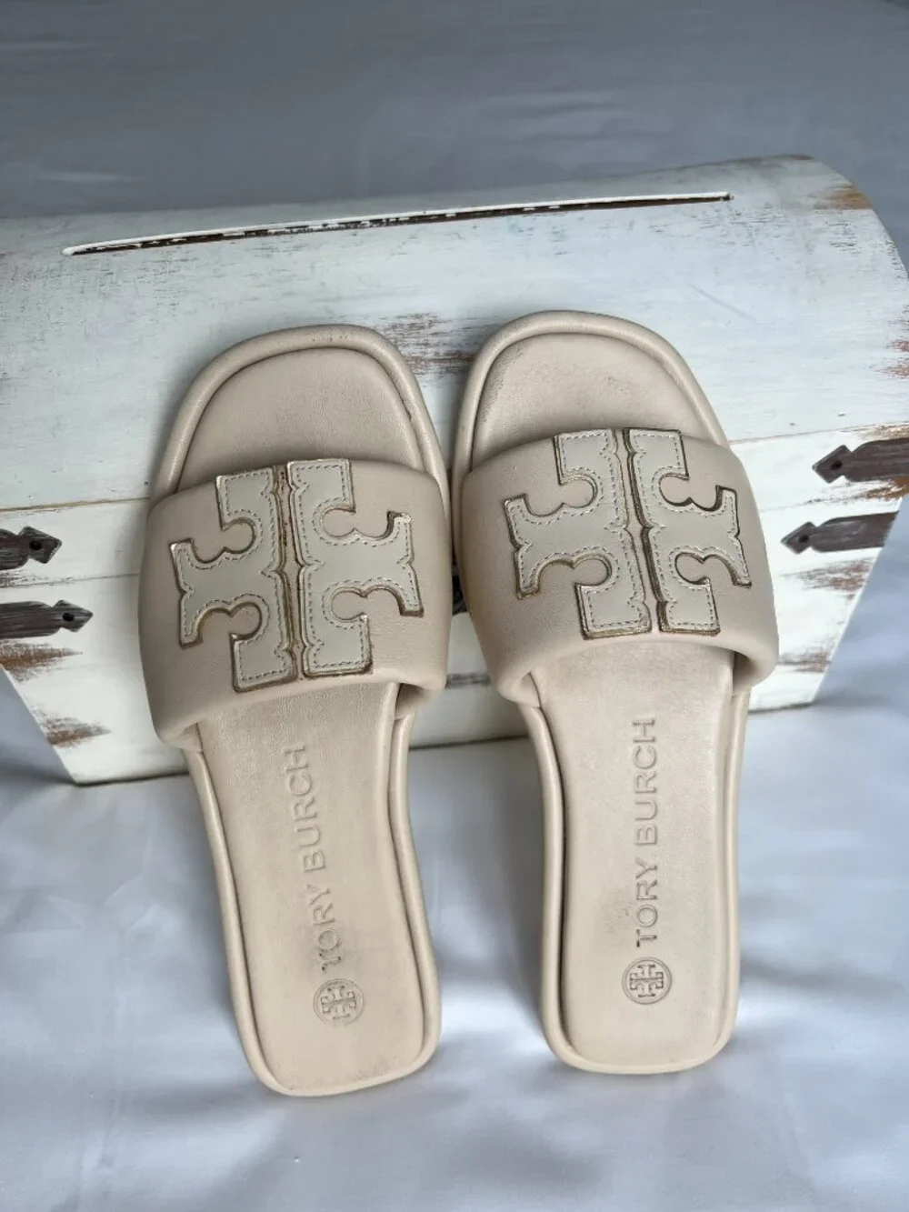 Tory Burch Double T Sport Slide Sandals Sz 6.5 Dulce De Leche Napa Leather Gold - Picture 11 of 13